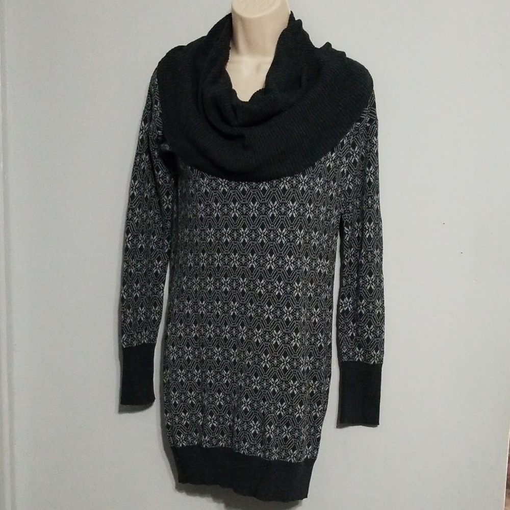 Between me & you women's gray sweater dress